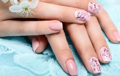sakura-nail-art-designs