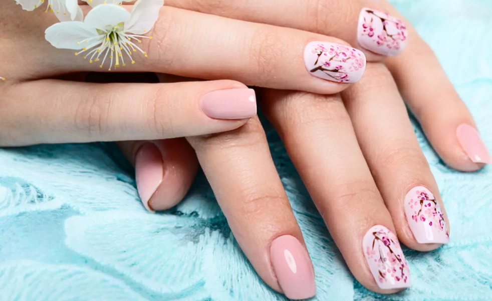 sakura-nail-art-designs